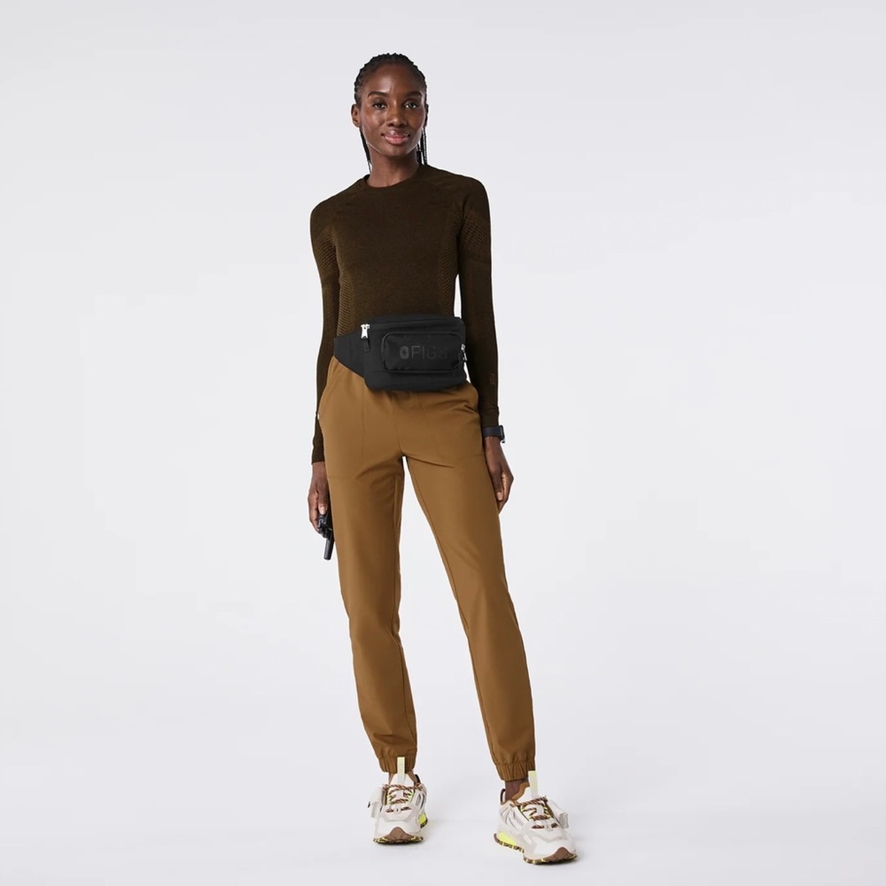 FIGS Indestructible Belt Bag - Picture 7 of 12